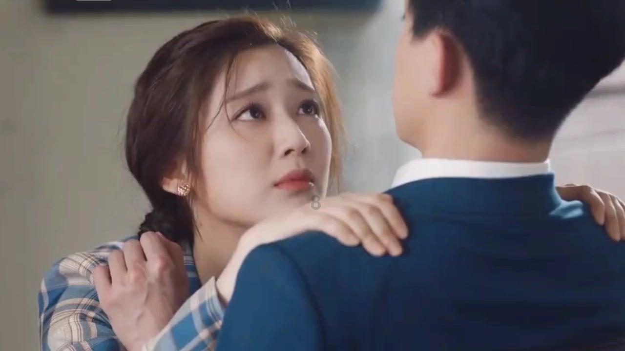 《狂飙》后张译首次露面,面对网友的表白他害羞了吗?红迪网平台—专为爱好者搭建的交流社区