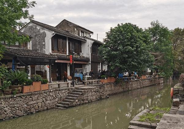 融资担保引“活水” 助企纾困促发展